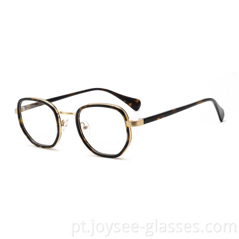 Men Round Glasses 4